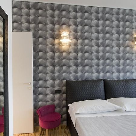 Апартаменты Attico Stema Luxury Мизано-Адриатико Экстерьер фото
